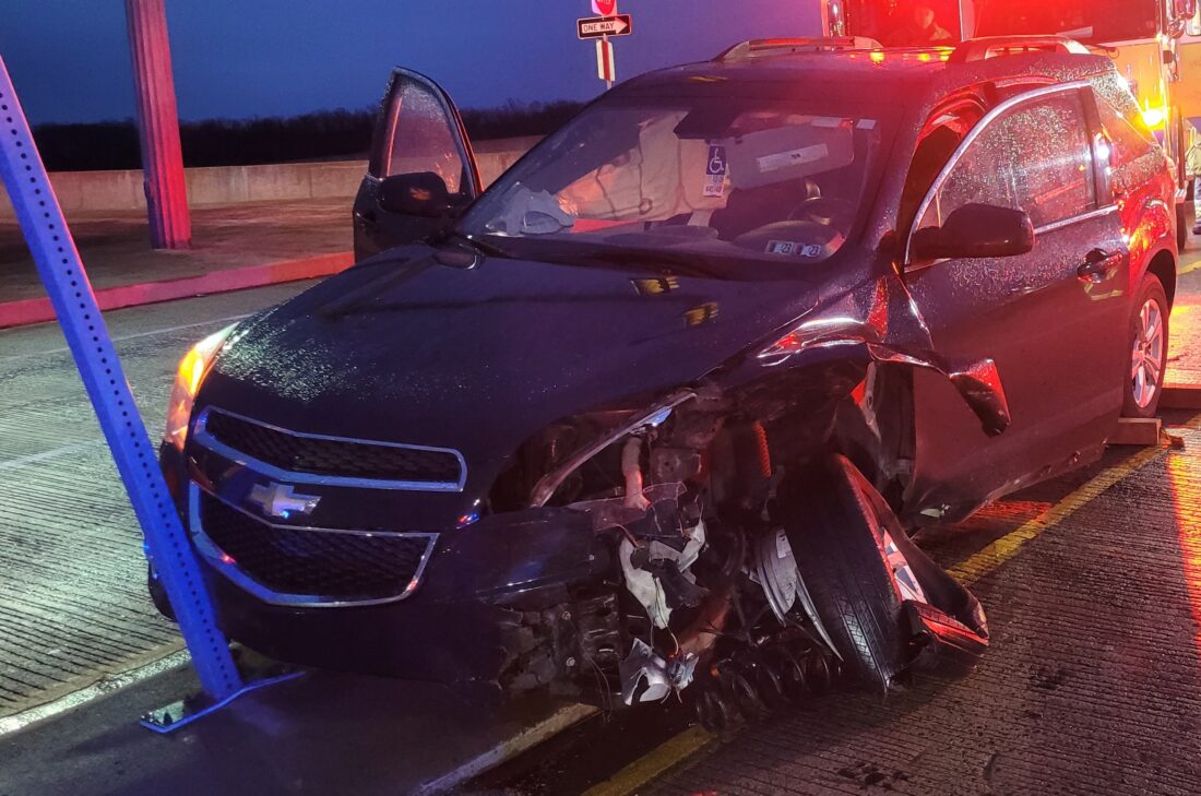 Two injured in early Tuesday morning city crash News, Sports, Jobs